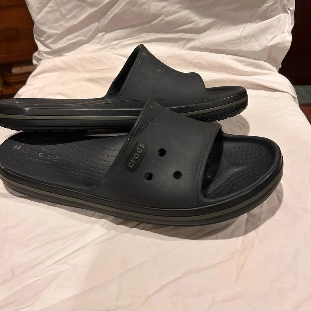 CROCS men’s size